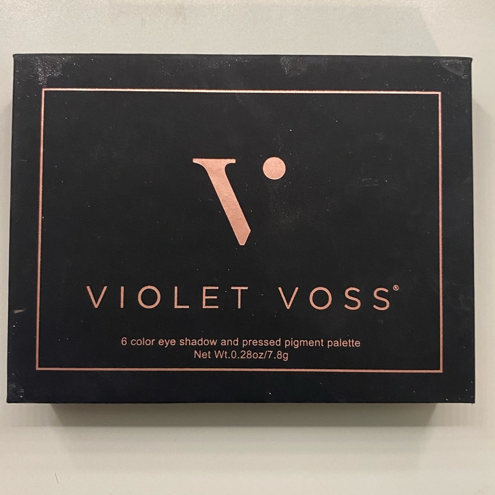 Violet Voss Coral Pop eyeshadow palette